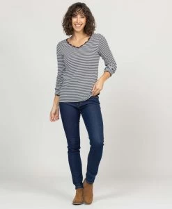 T-shirt Rayé Blanc-indigo Col V Femme -Style Famille Boutique prod 5184 tee shirt ml fond naturel raye indigo raies 666x812 fc7ea0111e0b