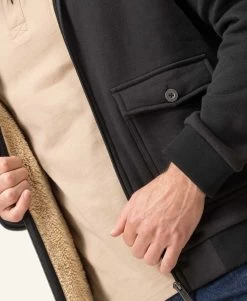 Veste Noir En Molleton Homme -Style Famille Boutique prod 8171 veste ml noir vesma 666x812 fc7ea0111e0b